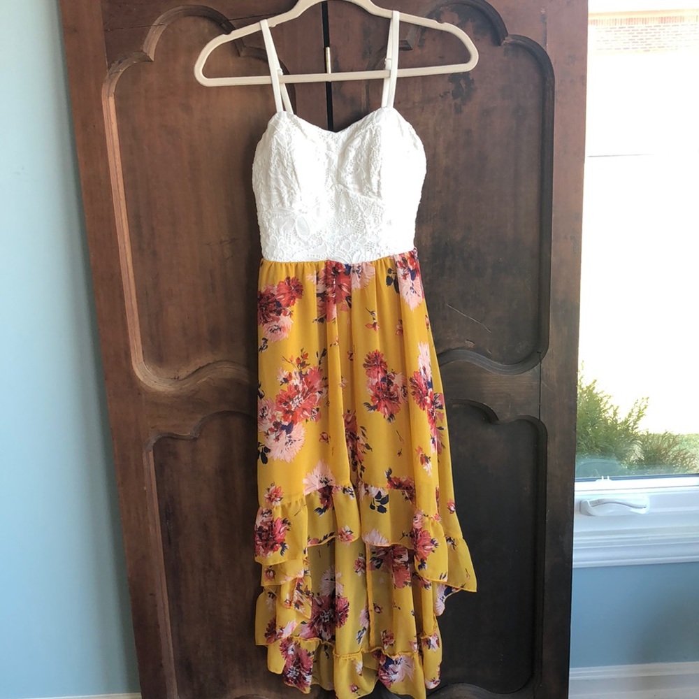 Women’s size S dress